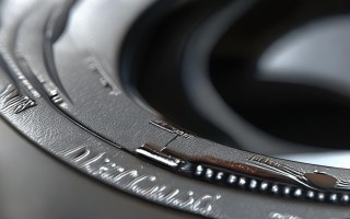 佳能镜头触点定义具体指哪些触点？